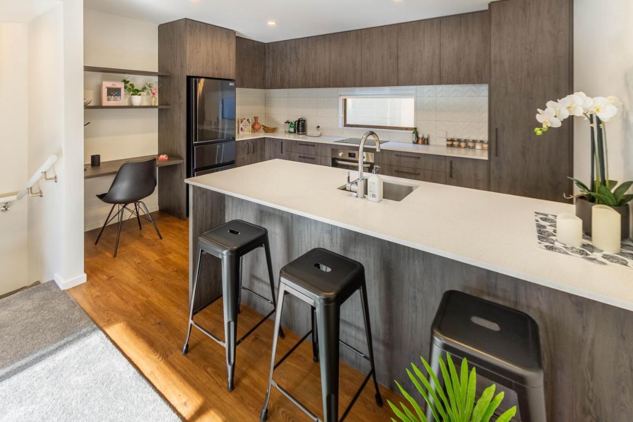 Cozy 3 Bedroom Near Hagley Park W/Garage Κράισττσερτς Εξωτερικό φωτογραφία