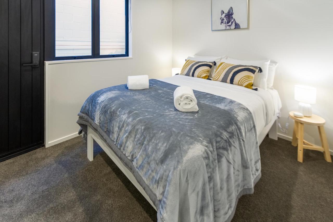 Cozy 3 Bedroom Near Hagley Park W/Garage Κράισττσερτς Εξωτερικό φωτογραφία